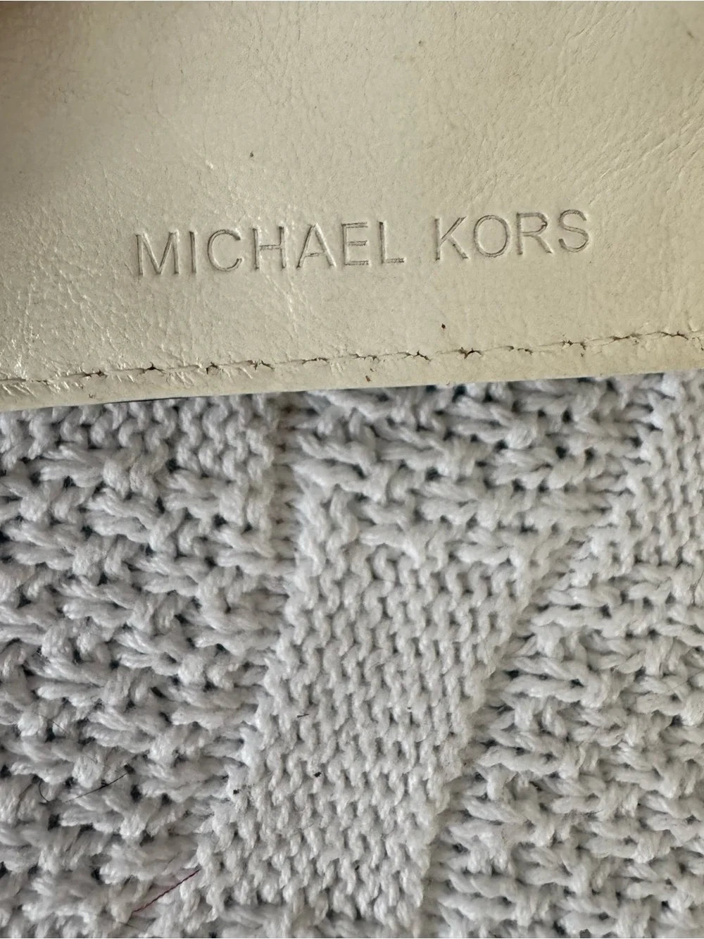 Michael Kors vintage white dual sided leather wallet - Picture 5 of 6